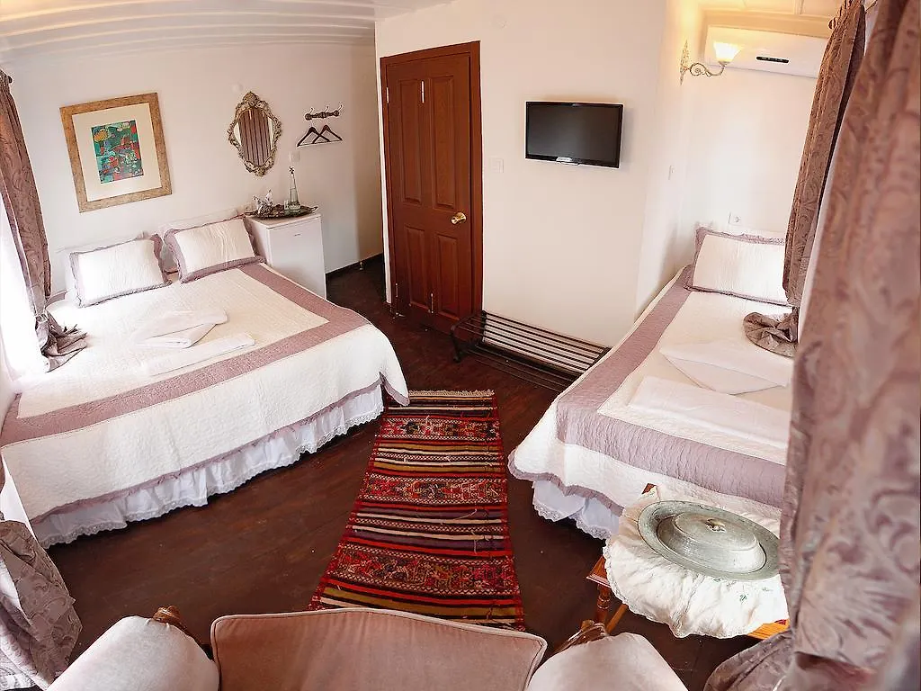 Marjolaine Hotel Ayvalı